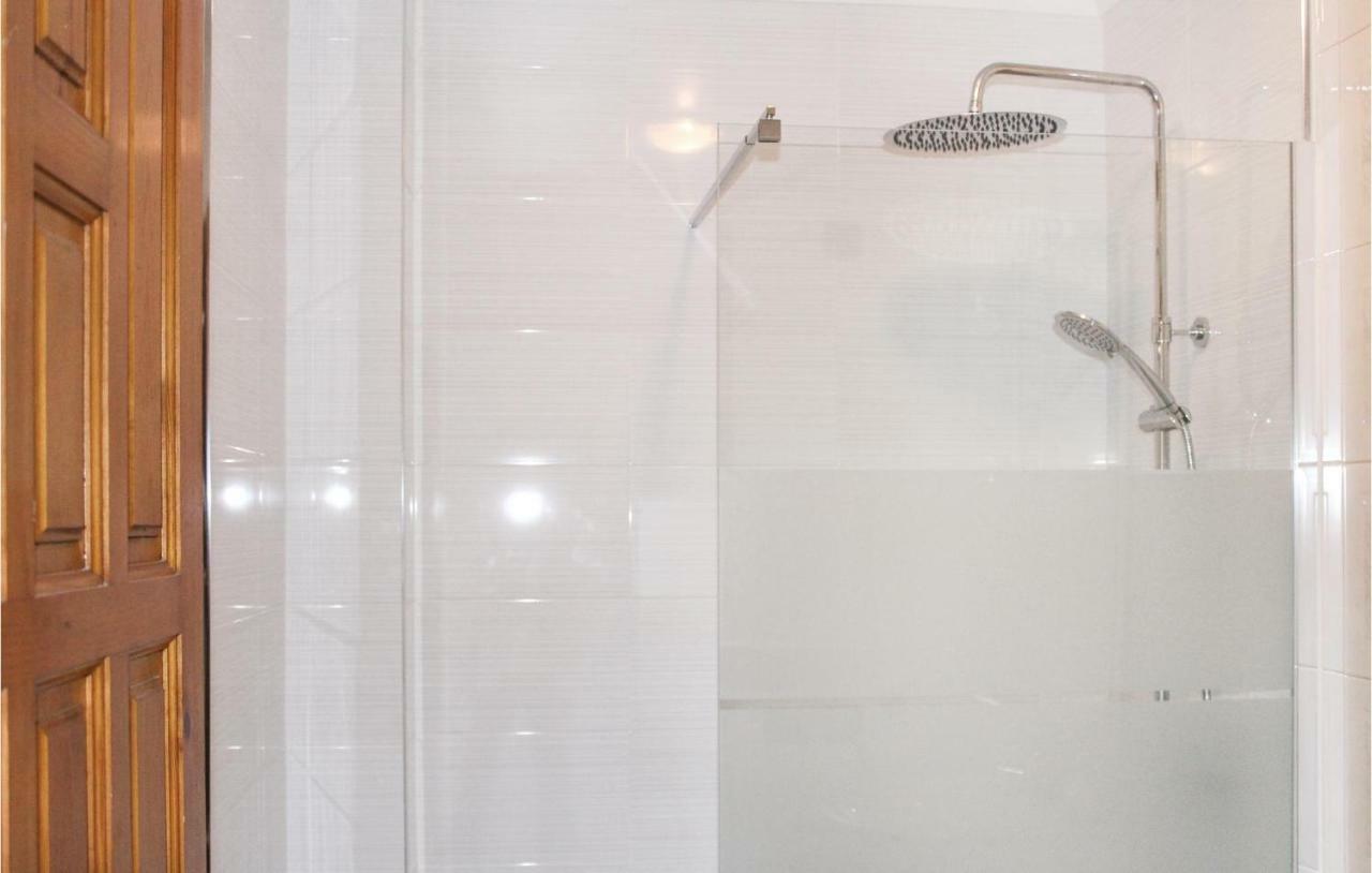 1 Bedroom Gorgeous Apartment In روخاليس المظهر الخارجي الصورة